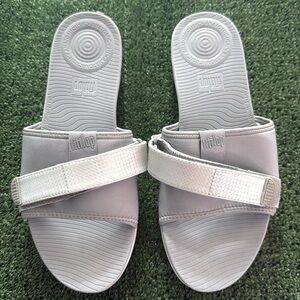 FitFlop women’s Gray Slide Sandals